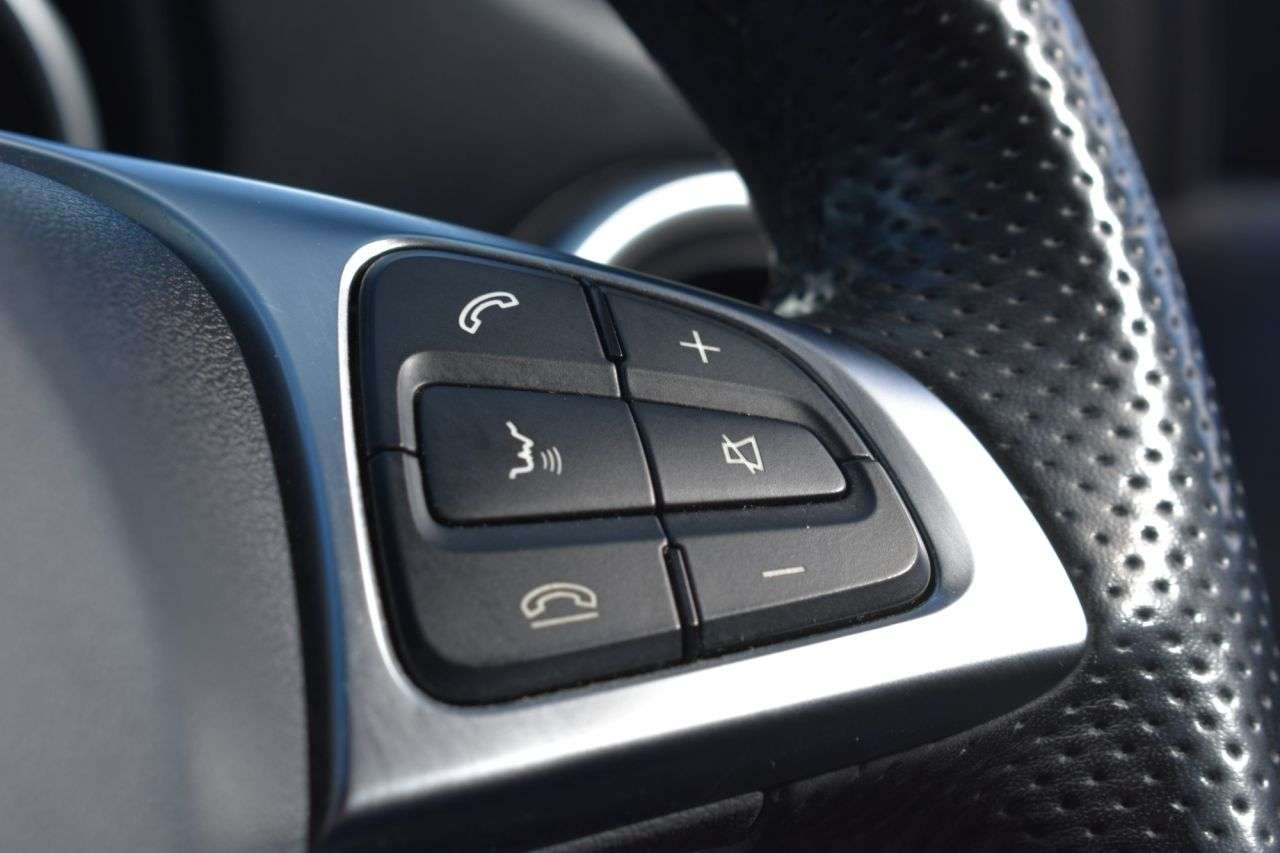 2017 MERCEDES-BENZ A-CLASS 2017 MERCEDES-BENZ A-CLASS