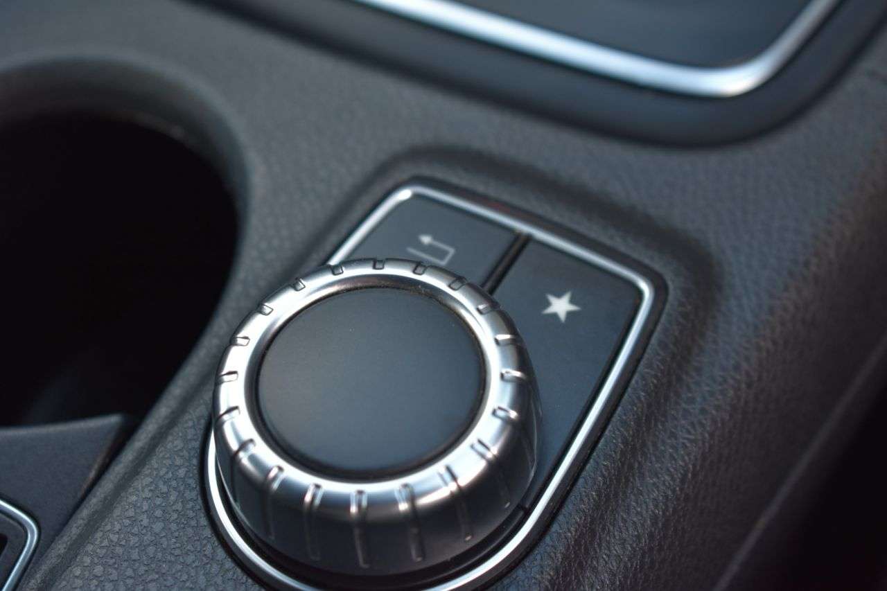 2017 MERCEDES-BENZ A-CLASS 2017 MERCEDES-BENZ A-CLASS