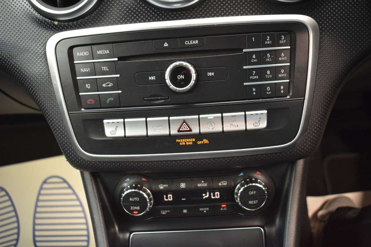 2017 MERCEDES-BENZ A-CLASS 2017 MERCEDES-BENZ A-CLASS