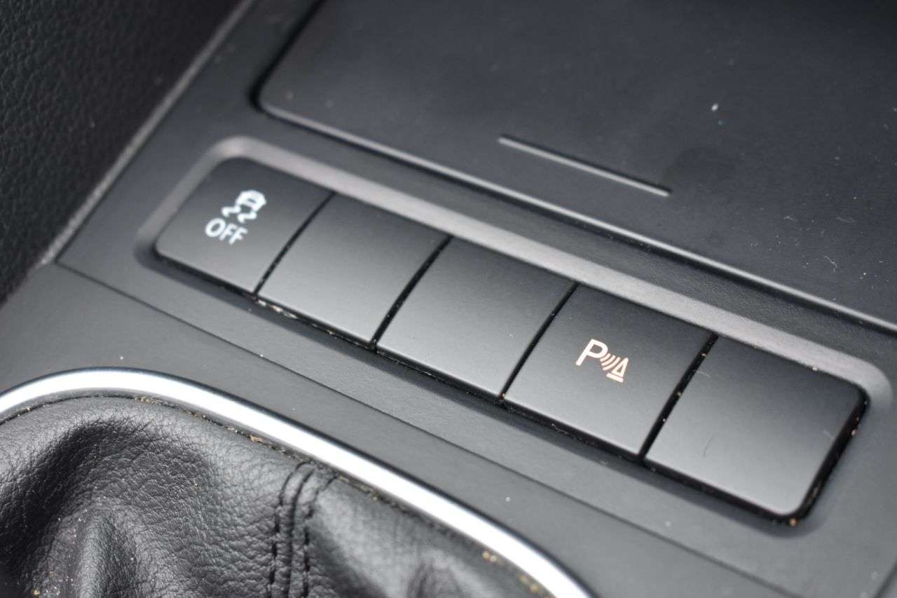 2015 VOLKSWAGEN GOLF 2015 VOLKSWAGEN GOLF