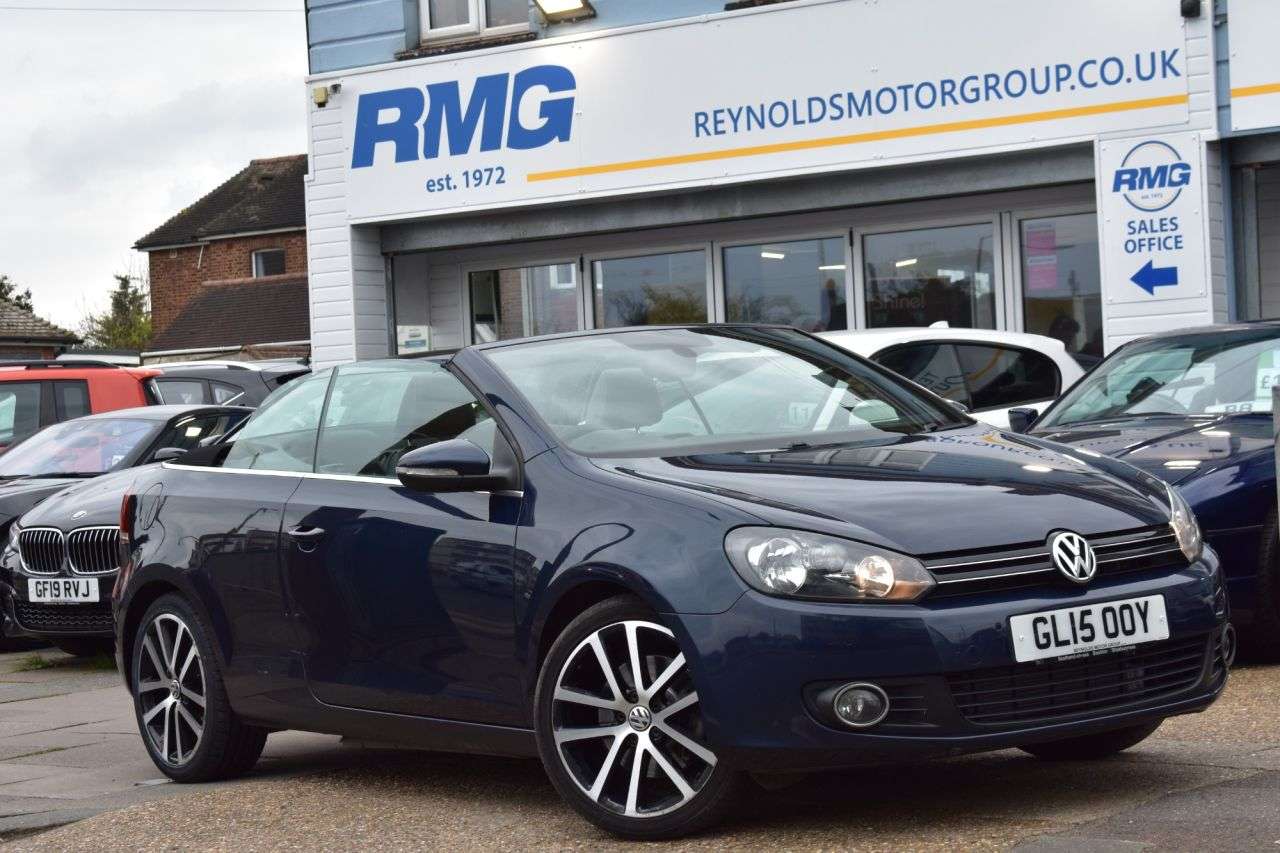 A 2015 VOLKSWAGEN GOLF 1.4 TSI GT Cabriolet 2dr Petrol Manual Euro 5 (160 ps) GREAT SUMMER CONVERT A 2015 VOLKSWAGEN GOLF 1.4 TSI GT Cabriolet 2dr Petrol Manual Euro 5 (160 ps) GREAT SUMMER CONVERT