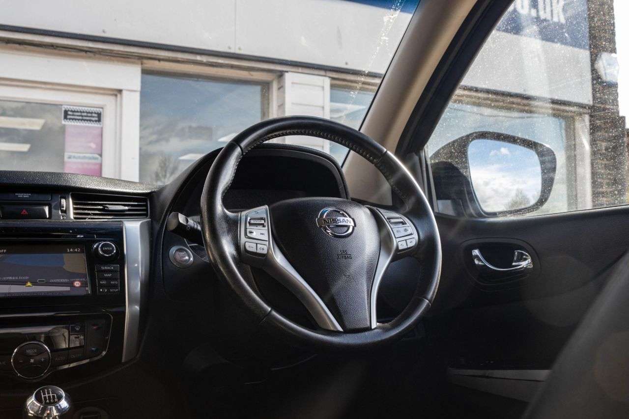 2017 NISSAN NAVARA 2017 NISSAN NAVARA