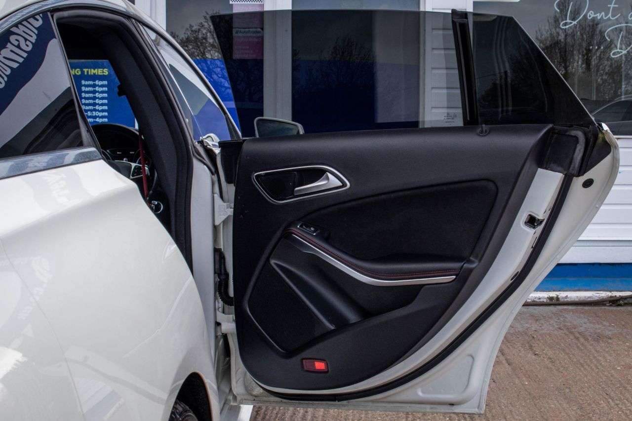 2017 MERCEDES CLA 2017 MERCEDES CLA