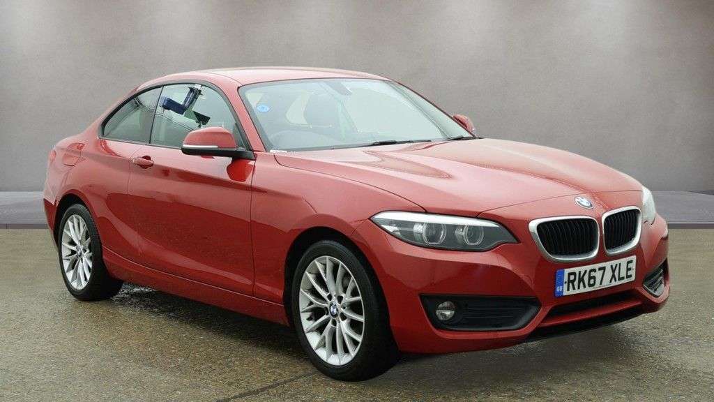 A 2017 BMW 2 SERIES 1.5 218i SE Coupe 2dr Petrol Manual Euro 6 (s/s) (136 ps) A 2017 BMW 2 SERIES 1.5 218i SE Coupe 2dr Petrol Manual Euro 6 (s/s) (136 ps)