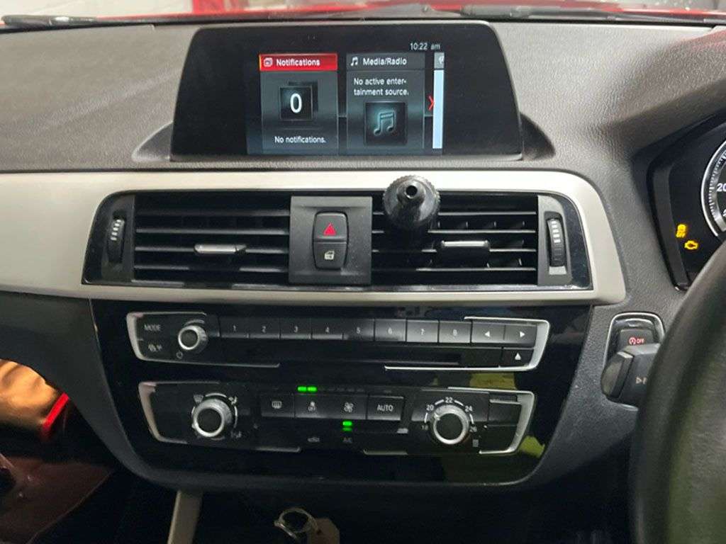 A 2017 BMW 2 SERIES 1.5 218i SE Coupe 2dr Petrol Manual Euro 6 (s/s) (136 ps) A 2017 BMW 2 SERIES 1.5 218i SE Coupe 2dr Petrol Manual Euro 6 (s/s) (136 ps)