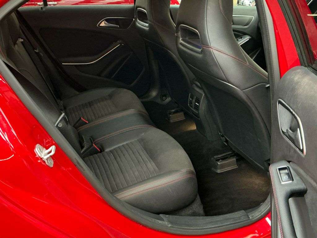 A 2017 MERCEDES-BENZ A-CLASS 2.1 A200d AMG Line (Premium) Hatchback 5dr Diesel Manual Euro 6 (s/s) (136 A 2017 MERCEDES-BENZ A-CLASS 2.1 A200d AMG Line (Premium) Hatchback 5dr Diesel Manual Euro 6 (s/s) (136