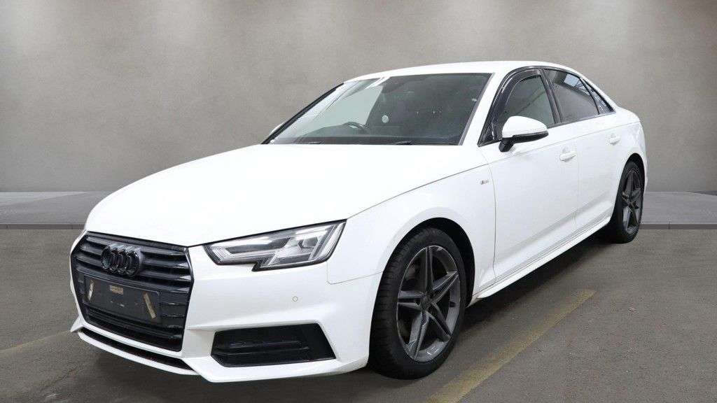 2018 AUDI A4 2018 AUDI A4