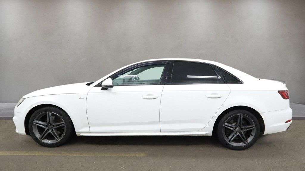 2018 AUDI A4 2018 AUDI A4