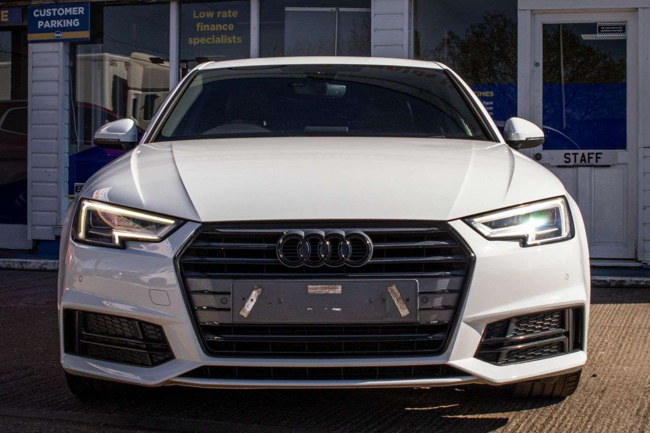 A 2018 AUDI A4 1.4 TFSI S line Saloon 4dr Petrol S Tronic Euro 6 (s/s) (150 ps) A 2018 AUDI A4 1.4 TFSI S line Saloon 4dr Petrol S Tronic Euro 6 (s/s) (150 ps)