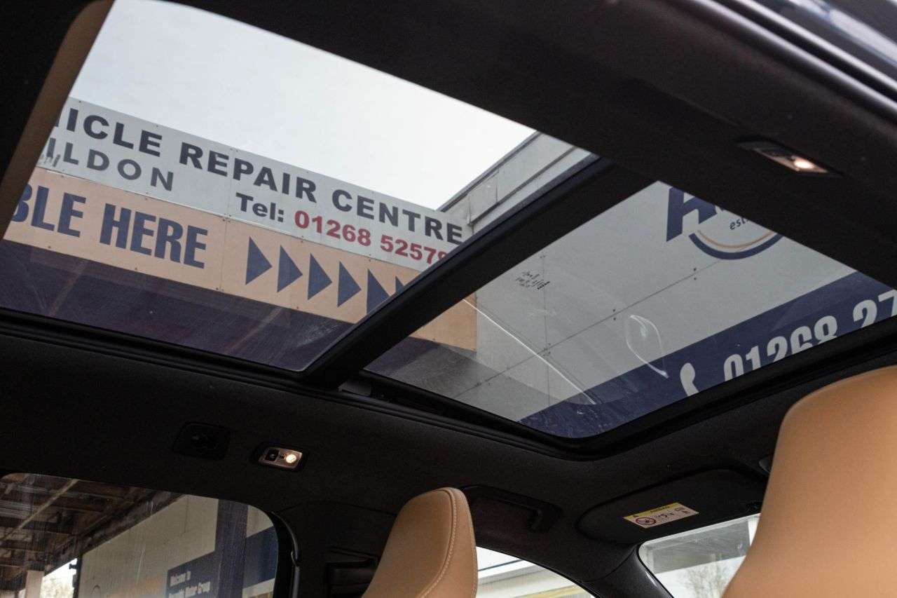 2021 VOLVO XC40 2021 VOLVO XC40