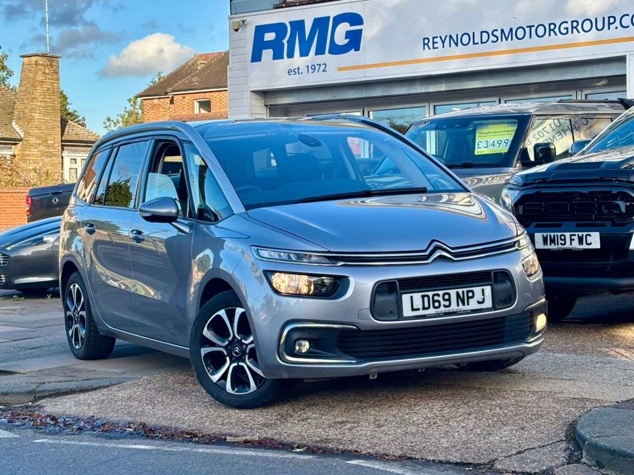 A 2019 CITROEN GRAND C4 SPACETOURER 1.2 PureTech GPF Feel MPV 5dr Petrol Manual Euro 6 | 7 SEATS | VIRTUAL COCK A 2019 CITROEN GRAND C4 SPACETOURER 1.2 PureTech GPF Feel MPV 5dr Petrol Manual Euro 6 | 7 SEATS | VIRTUAL COCK