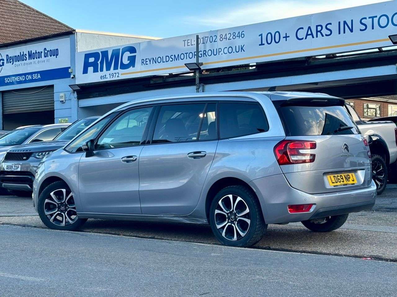 A 2019 CITROEN GRAND C4 SPACETOURER 1.2 PureTech GPF Feel MPV 5dr Petrol Manual Euro 6 | 7 SEATS | VIRTUAL COCK A 2019 CITROEN GRAND C4 SPACETOURER 1.2 PureTech GPF Feel MPV 5dr Petrol Manual Euro 6 | 7 SEATS | VIRTUAL COCK