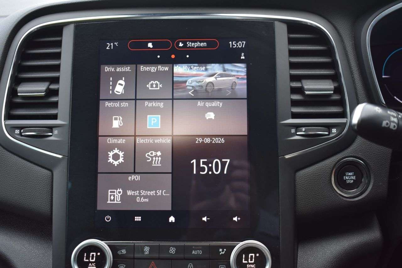 2021 RENAULT MEGANE 2021 RENAULT MEGANE