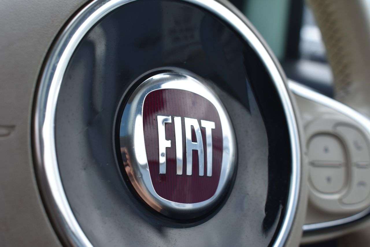 2016 FIAT 500 2016 FIAT 500