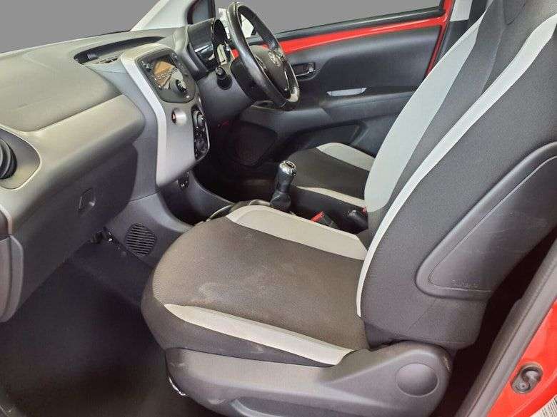 2017 TOYOTA AYGO 2017 TOYOTA AYGO