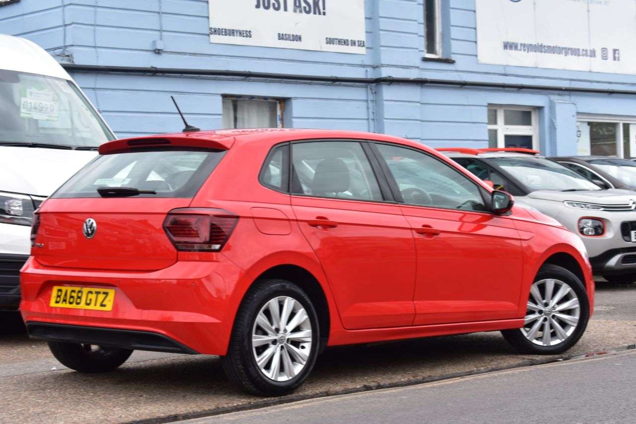 2019 VOLKSWAGEN POLO 2019 VOLKSWAGEN POLO