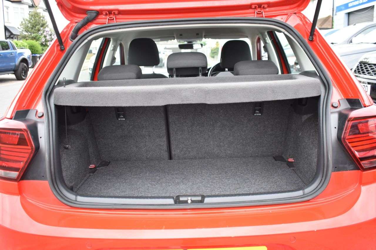 2019 VOLKSWAGEN POLO 2019 VOLKSWAGEN POLO
