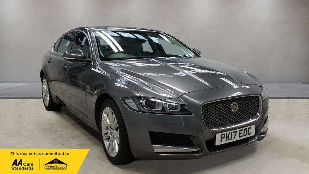 A 2017 JAGUAR XF 2.0d Portfolio Saloon 4dr Diesel Auto Euro 6 (s/s) (180 ps) A 2017 JAGUAR XF 2.0d Portfolio Saloon 4dr Diesel Auto Euro 6 (s/s) (180 ps)