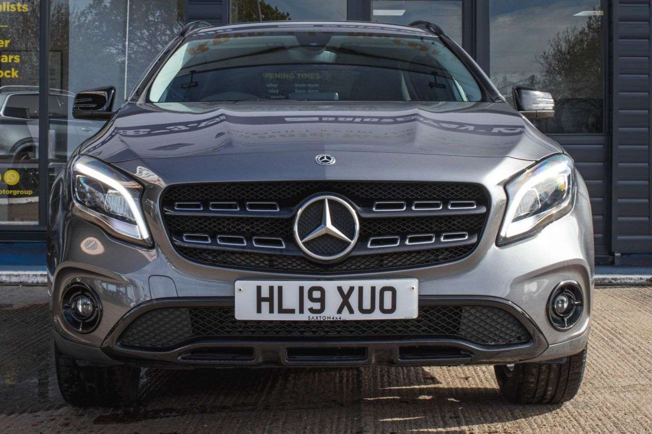 A 2019 MERCEDES GLA-CLASS GLA 180 URBAN EDITION A 2019 MERCEDES GLA-CLASS GLA 180 URBAN EDITION