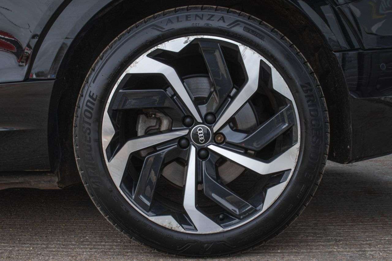 2021 AUDI E-TRON 2021 AUDI E-TRON