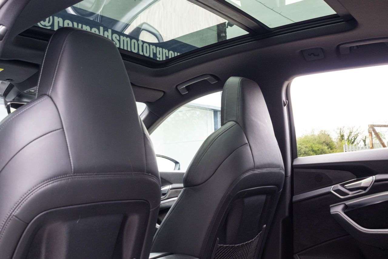 2021 AUDI E-TRON 2021 AUDI E-TRON