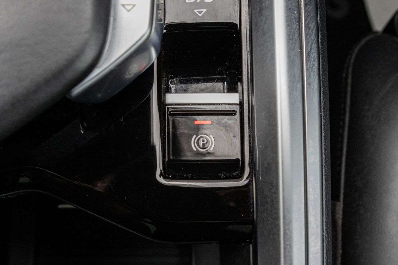 2021 AUDI E-TRON 2021 AUDI E-TRON