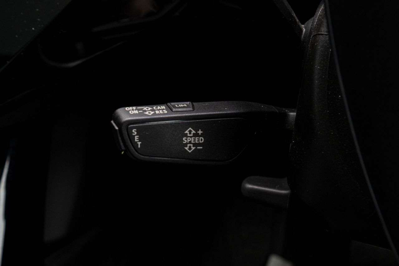 2021 AUDI E-TRON 2021 AUDI E-TRON