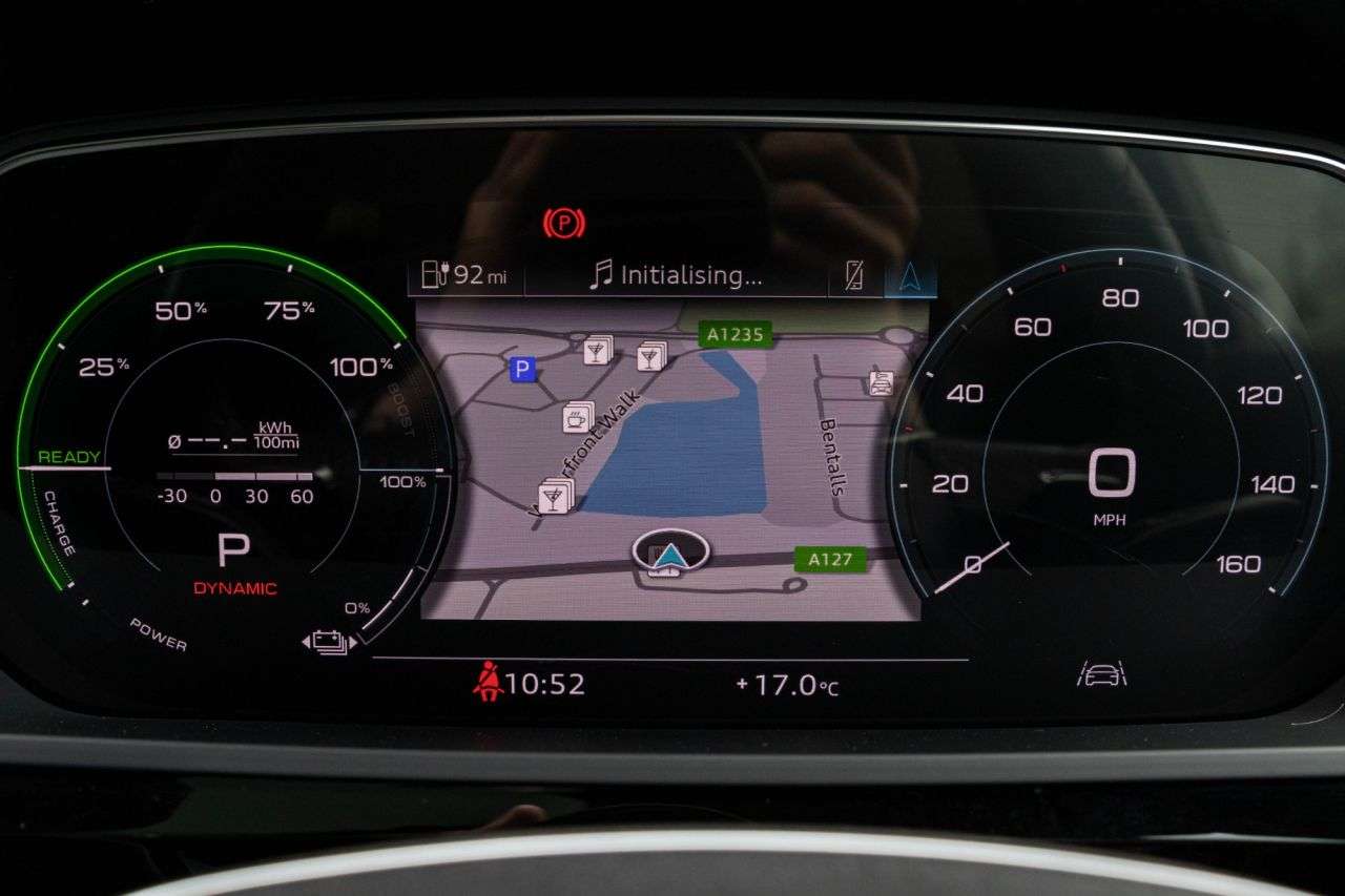 2021 AUDI E-TRON 2021 AUDI E-TRON
