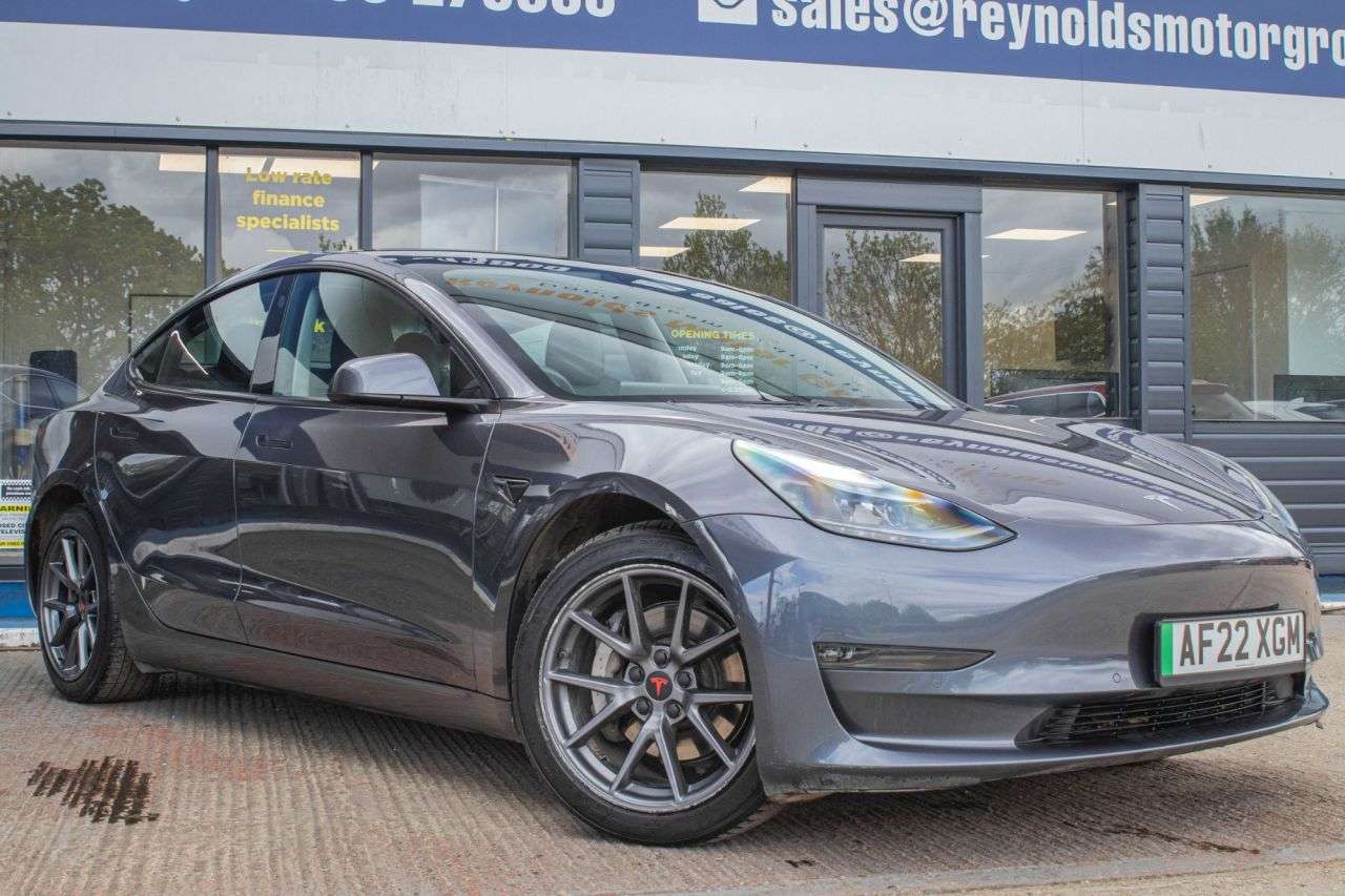 A 2022 TESLA MODEL 3 (Dual Motor) Long Range Saloon 4dr Electric Auto 4WDE (346 ps) LONG RANGE A A 2022 TESLA MODEL 3 (Dual Motor) Long Range Saloon 4dr Electric Auto 4WDE (346 ps) LONG RANGE A