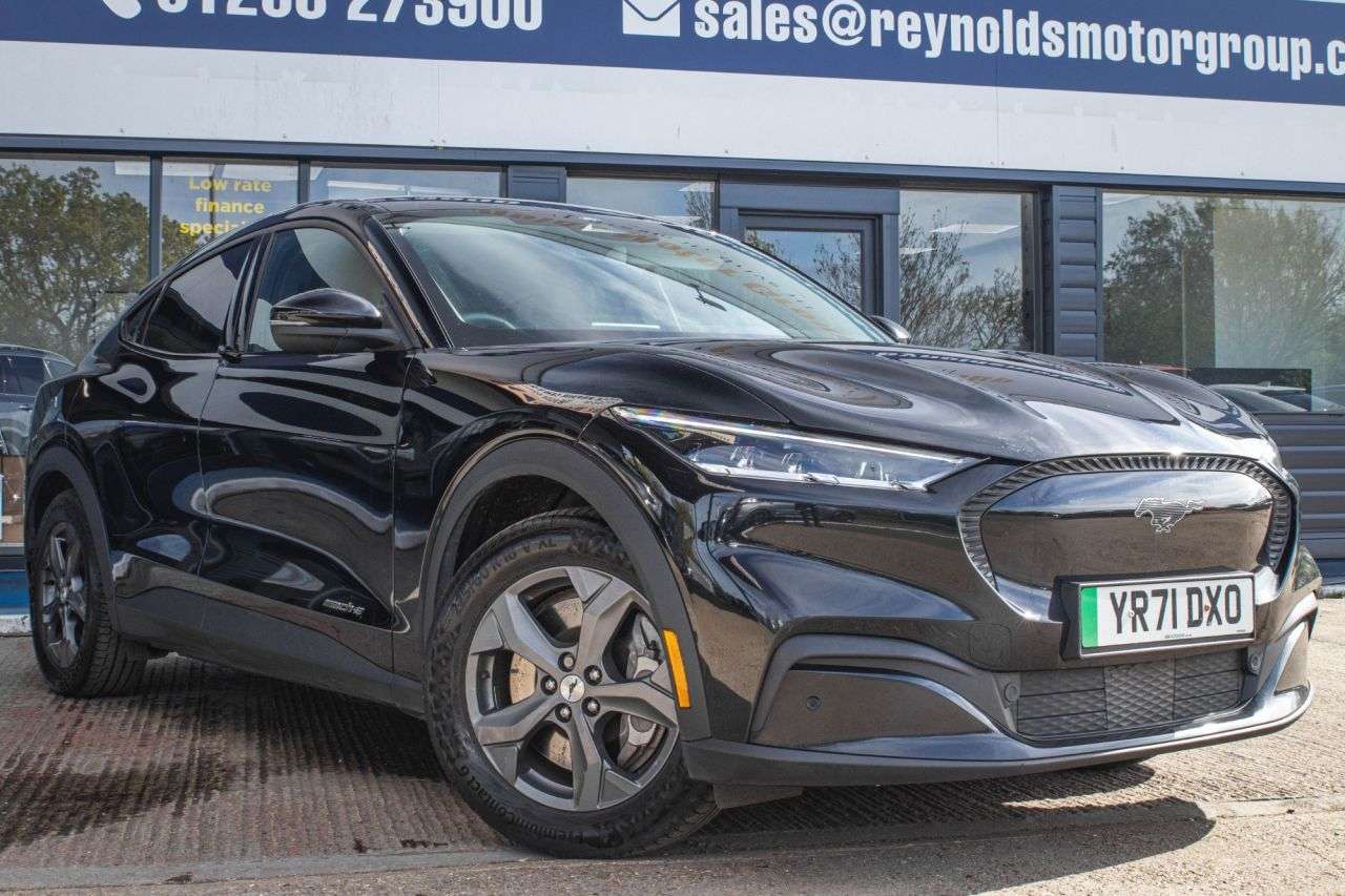 A 2021 FORD MUSTANG MACH-E Standard Range 70kWh SUV 5dr Electric Automatic (269 ps) LEATHER TRIM | PAR A 2021 FORD MUSTANG MACH-E Standard Range 70kWh SUV 5dr Electric Automatic (269 ps) LEATHER TRIM | PAR