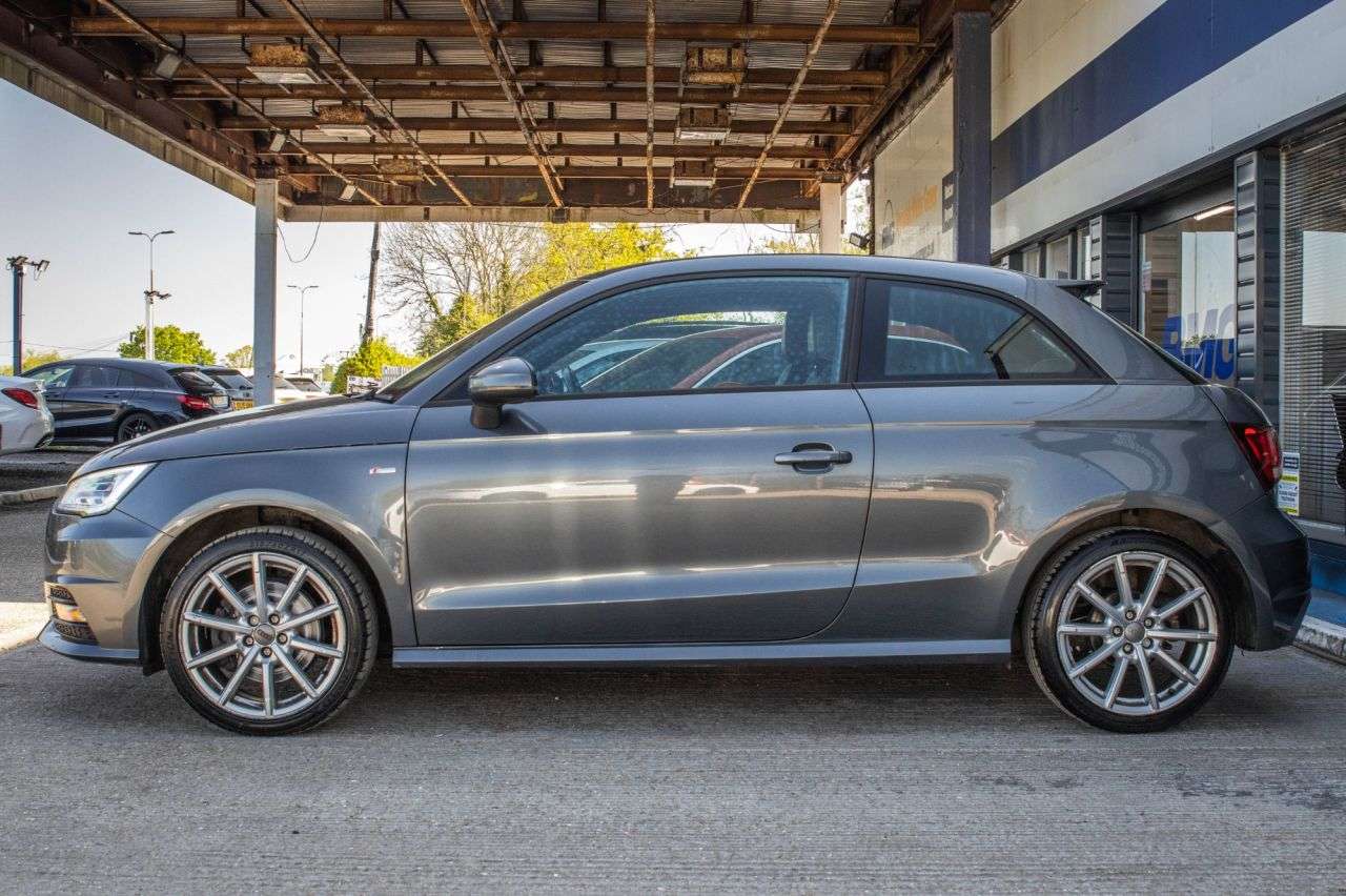A 2016 AUDI A1 1.4 TFSI CoD S line Hatchback 3dr Petrol S Tronic Euro 6 (s/s) (150 ps) A 2016 AUDI A1 1.4 TFSI CoD S line Hatchback 3dr Petrol S Tronic Euro 6 (s/s) (150 ps)