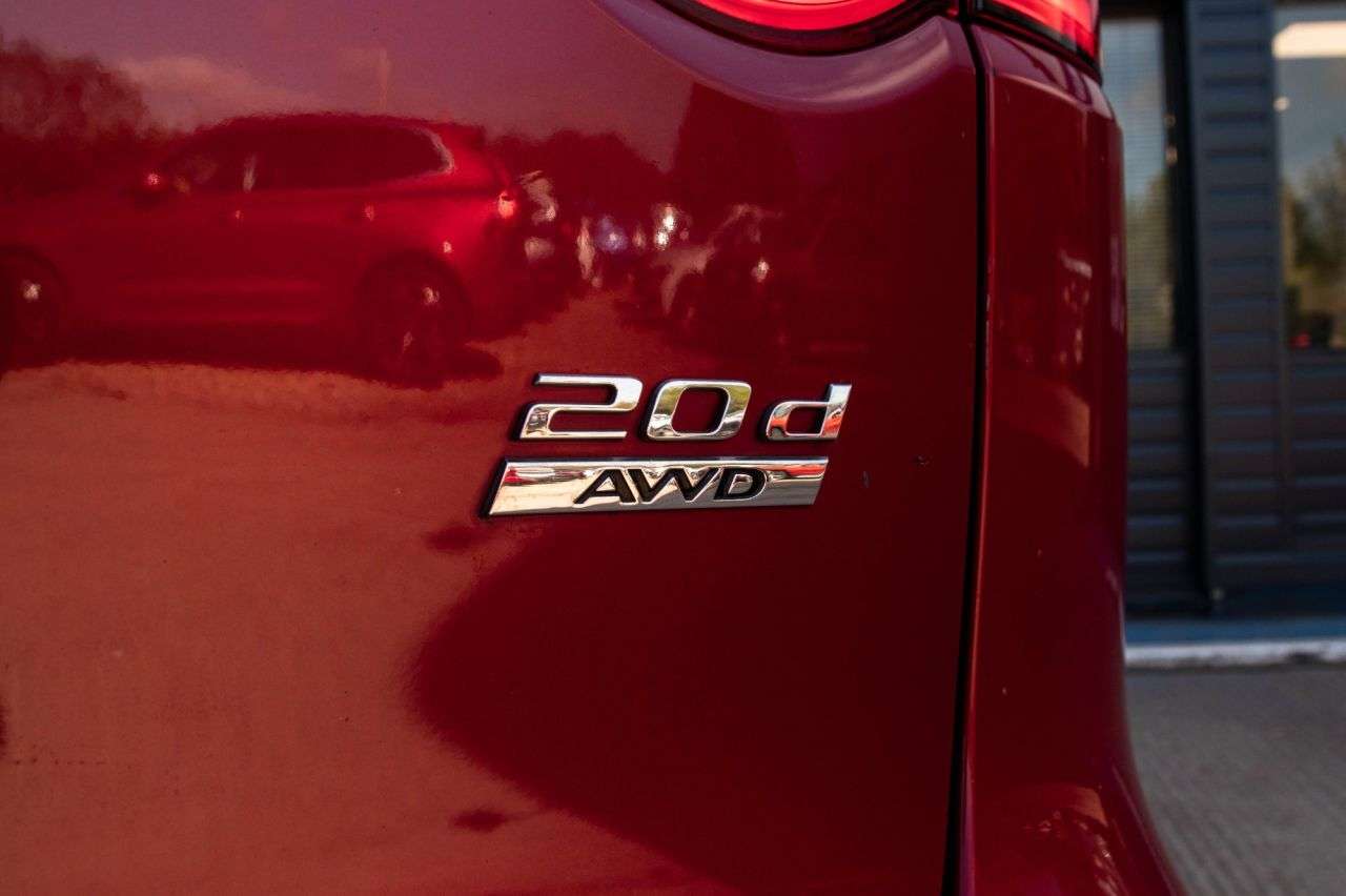 2019 JAGUAR F-PACE 2019 JAGUAR F-PACE