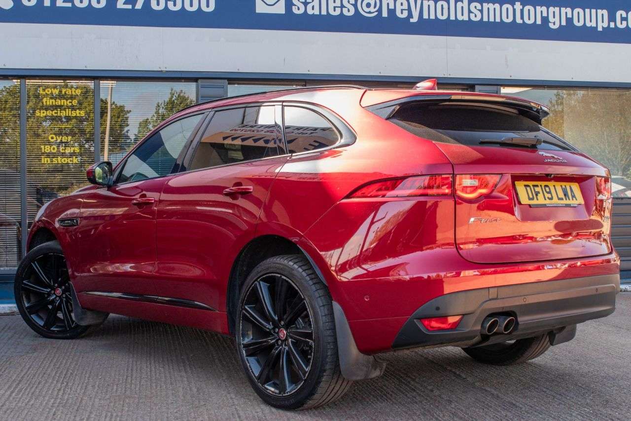 2019 JAGUAR F-PACE 2019 JAGUAR F-PACE