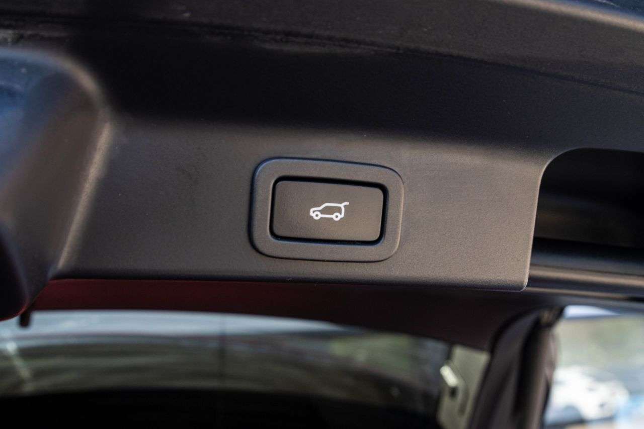 2019 JAGUAR F-PACE 2019 JAGUAR F-PACE