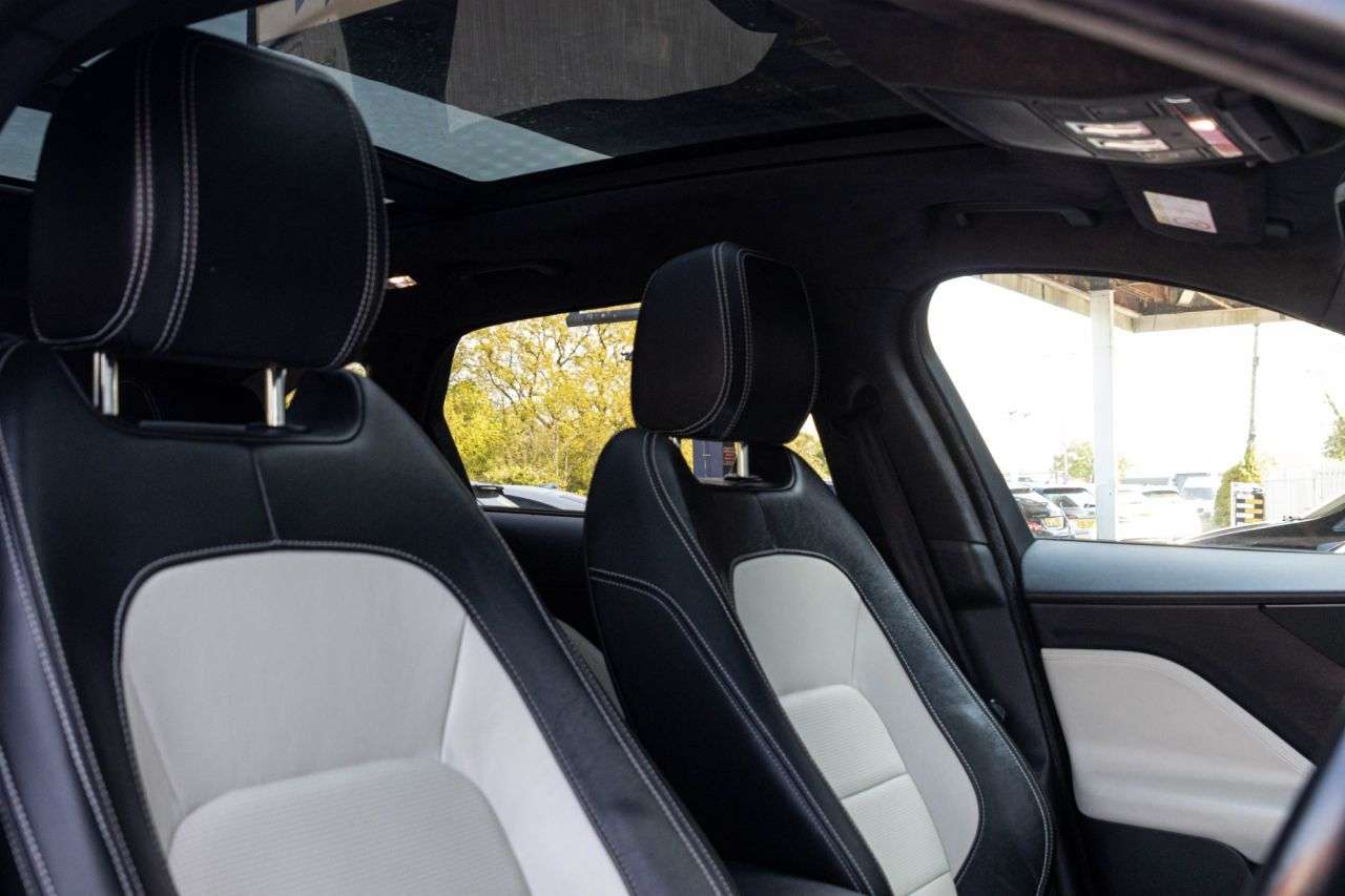 2019 JAGUAR F-PACE 2019 JAGUAR F-PACE