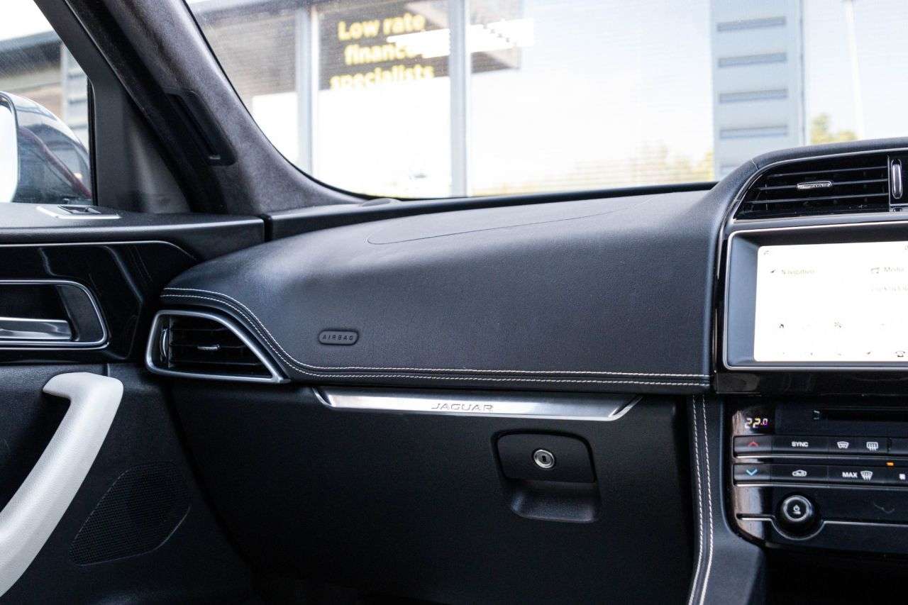 2019 JAGUAR F-PACE 2019 JAGUAR F-PACE