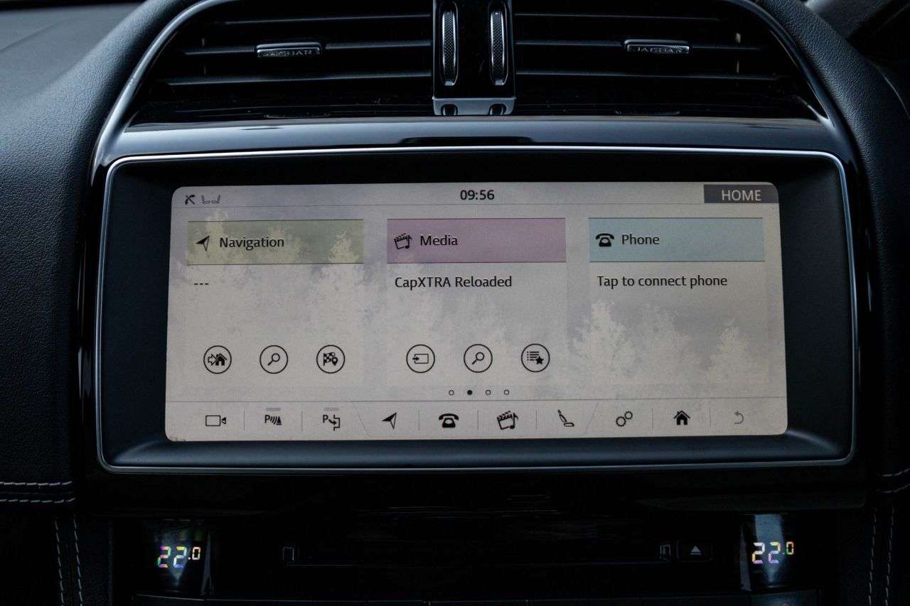 2019 JAGUAR F-PACE 2019 JAGUAR F-PACE