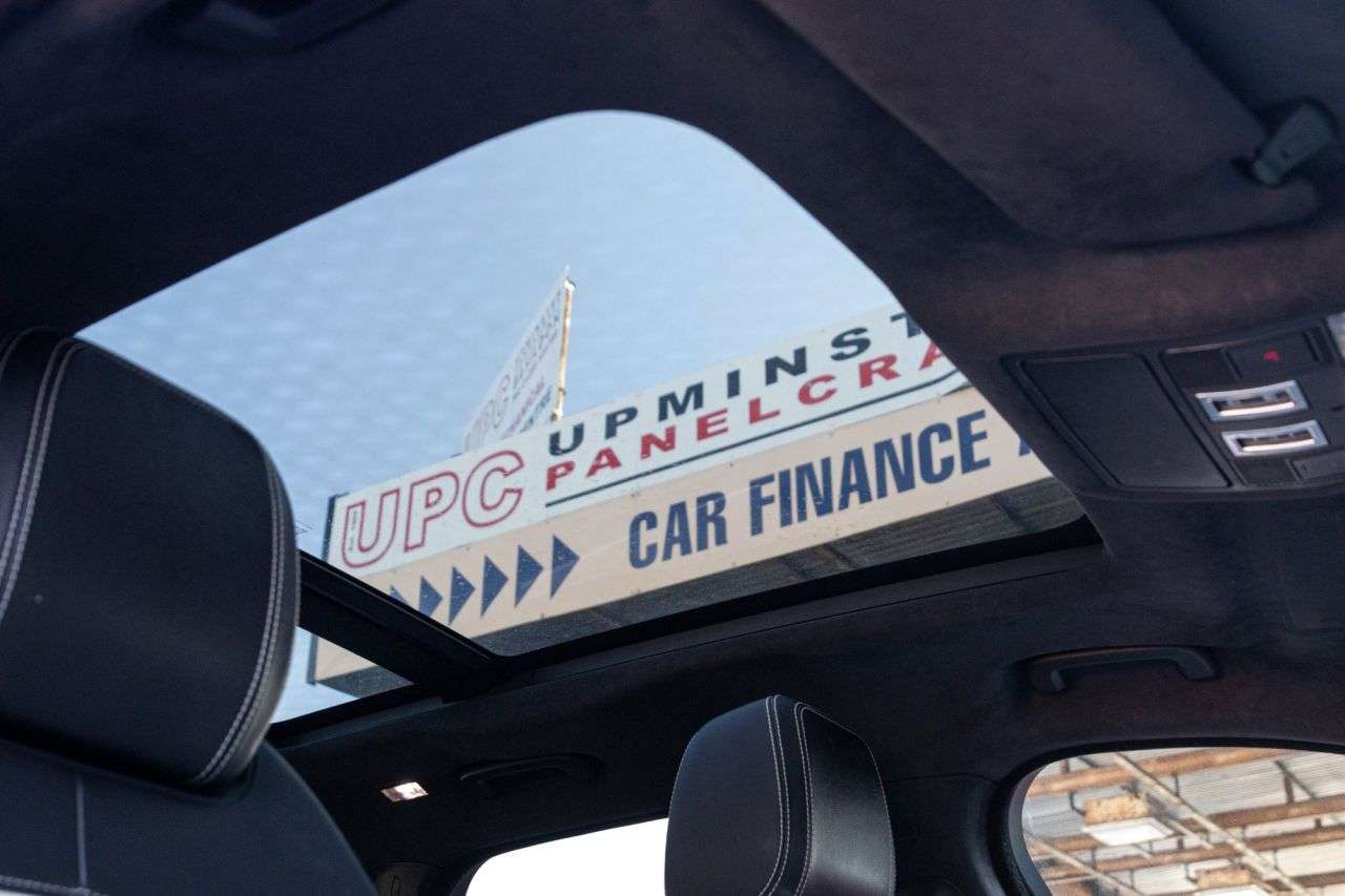 2019 JAGUAR F-PACE 2019 JAGUAR F-PACE