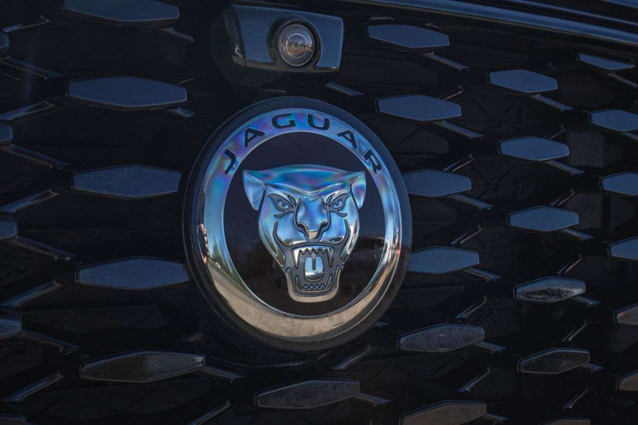 2021 JAGUAR F-PACE 2021 JAGUAR F-PACE