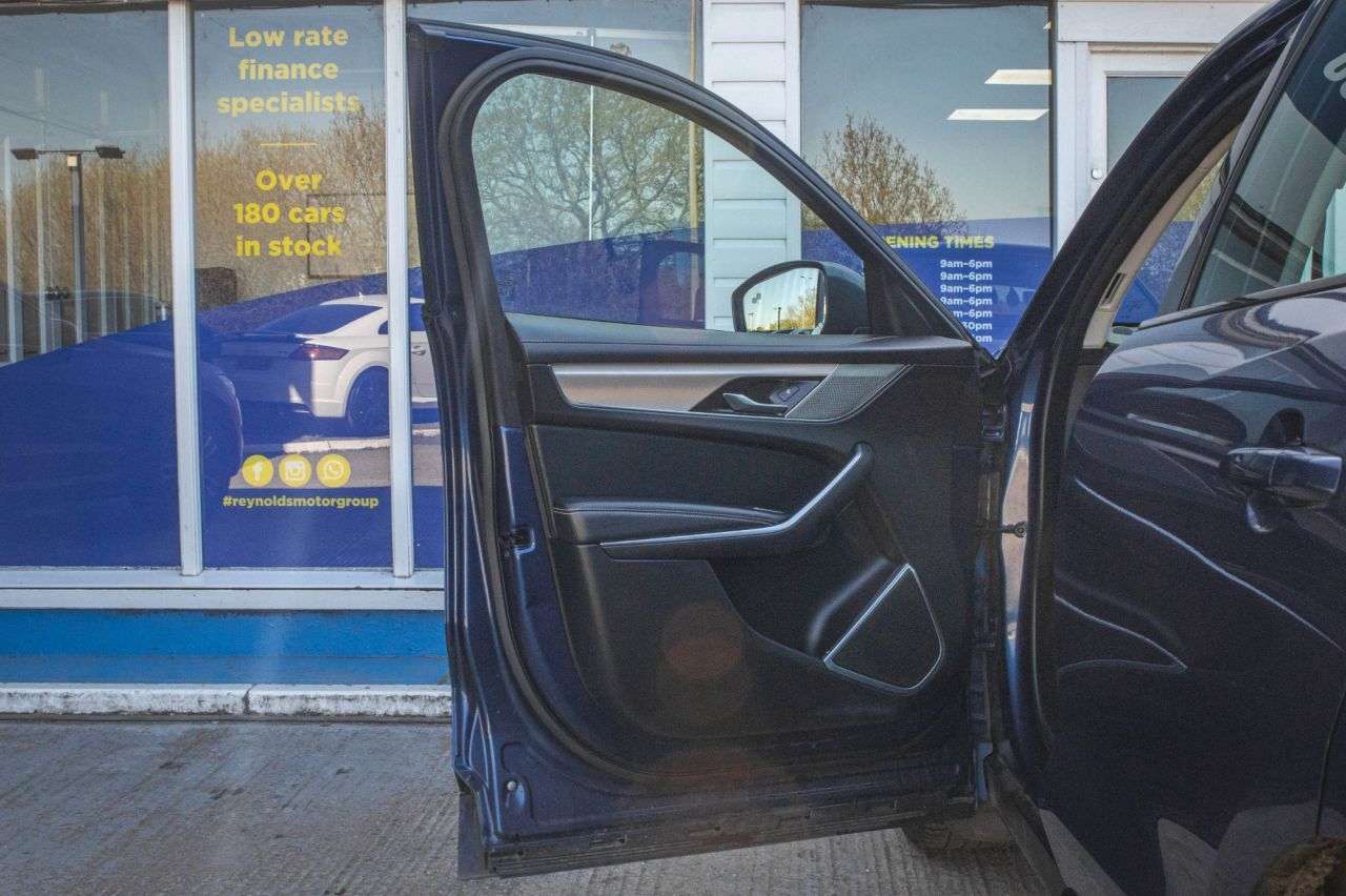 2021 JAGUAR F-PACE 2021 JAGUAR F-PACE