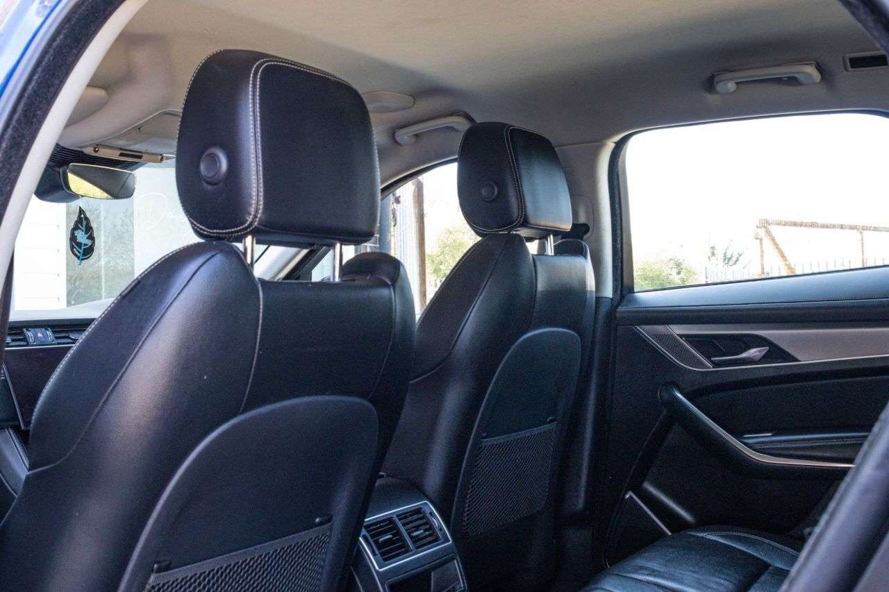 2021 JAGUAR F-PACE 2021 JAGUAR F-PACE