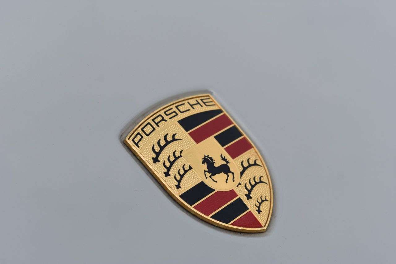 2019 PORSCHE MACAN 2019 PORSCHE MACAN