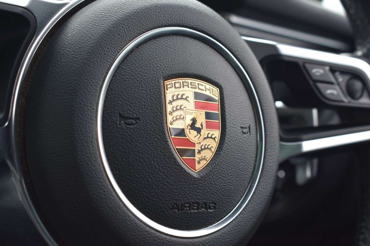 2019 PORSCHE MACAN 2019 PORSCHE MACAN