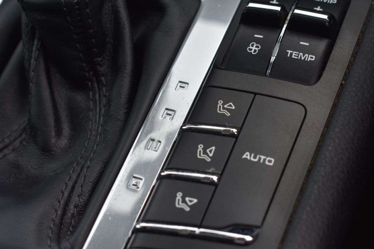 2019 PORSCHE MACAN 2019 PORSCHE MACAN