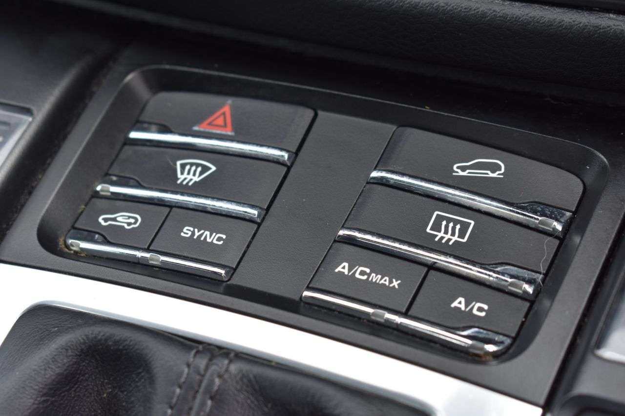 2019 PORSCHE MACAN 2019 PORSCHE MACAN