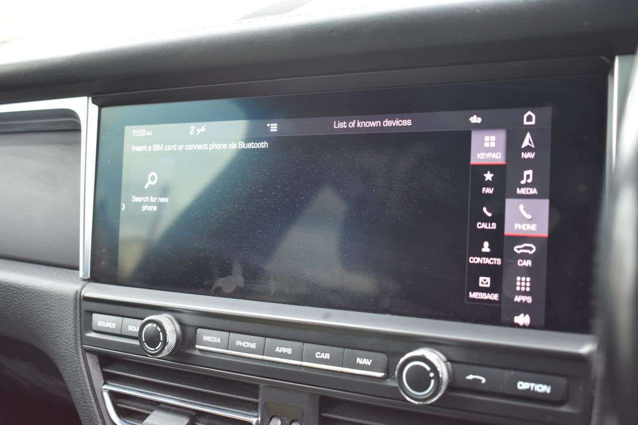 2019 PORSCHE MACAN 2019 PORSCHE MACAN