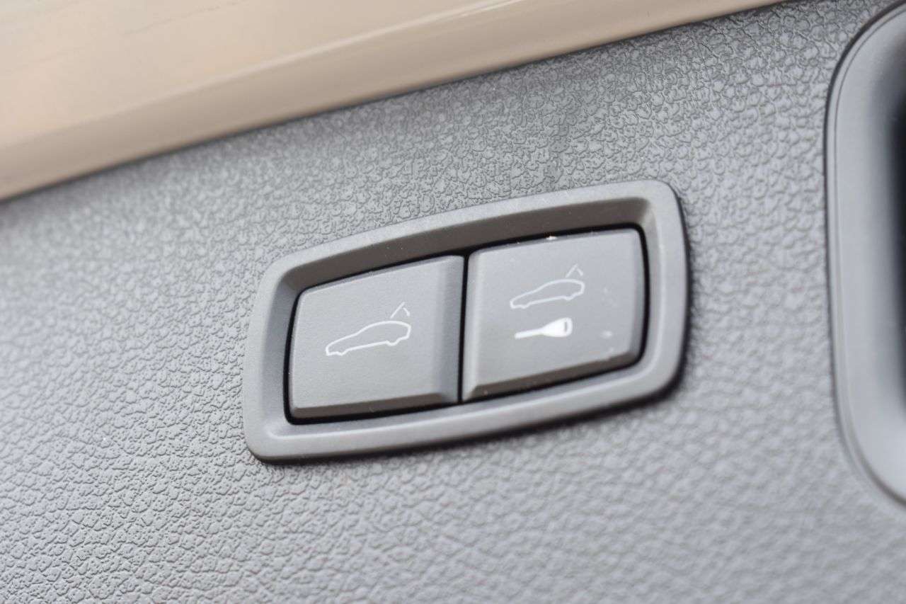 2019 PORSCHE MACAN 2019 PORSCHE MACAN