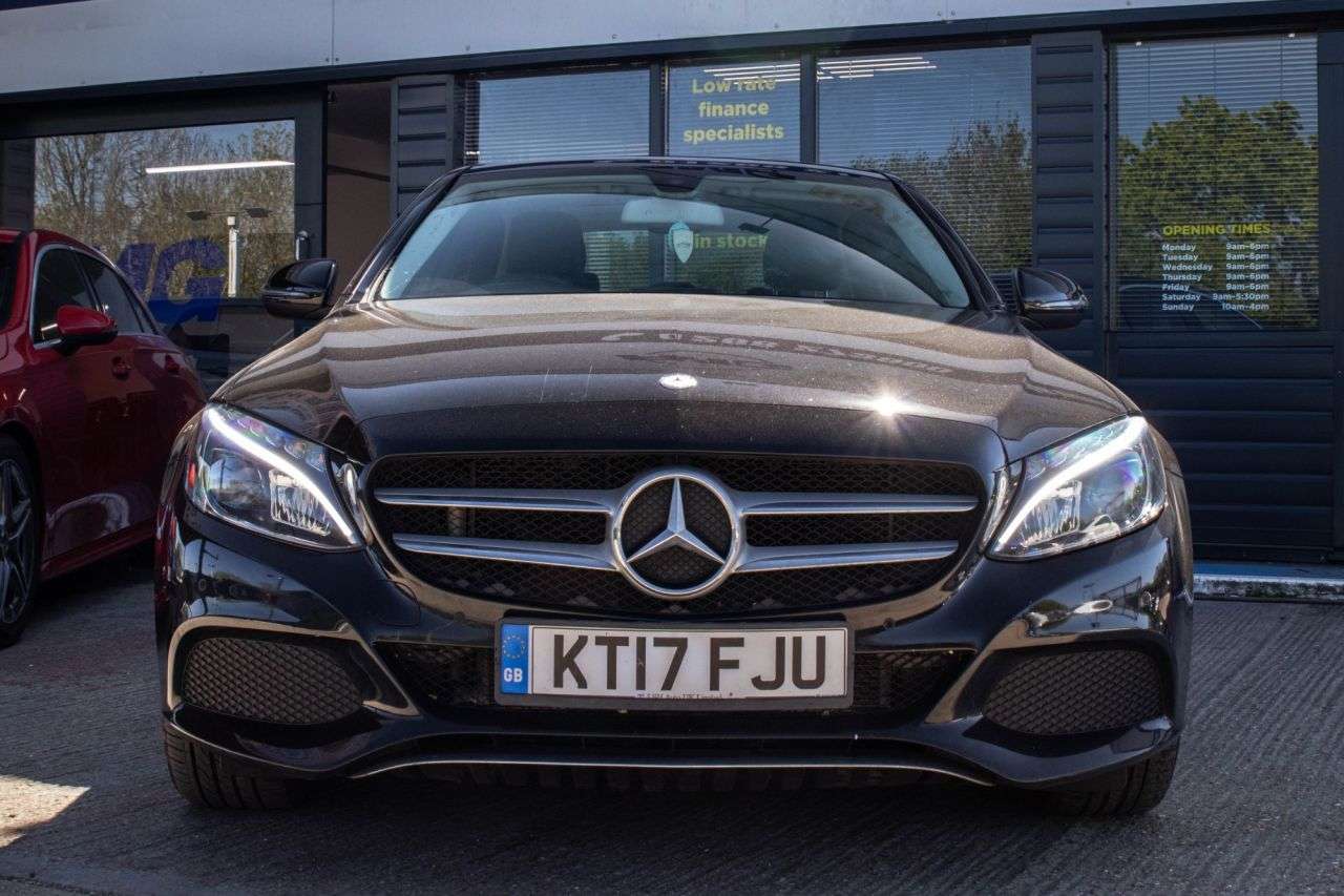 A 2017 MERCEDES-BENZ C-CLASS 2.0 C350e 6.4kWh Sport (Premium) Saloon 4dr Petrol Plug-in Hybrid G-Tronic+ A 2017 MERCEDES-BENZ C-CLASS 2.0 C350e 6.4kWh Sport (Premium) Saloon 4dr Petrol Plug-in Hybrid G-Tronic+