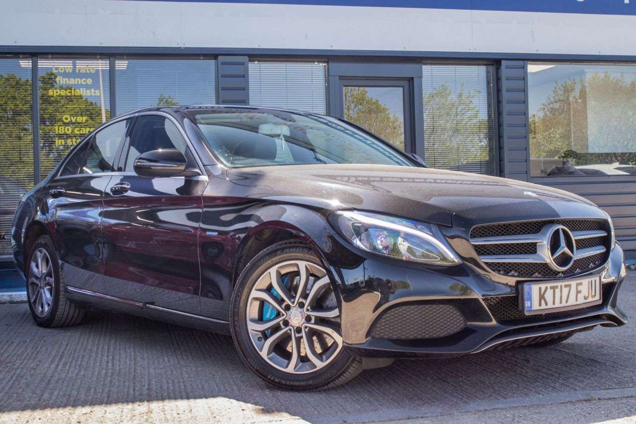 A 2017 MERCEDES-BENZ C-CLASS 2.0 C350e 6.4kWh Sport (Premium) Saloon 4dr Petrol Plug-in Hybrid G-Tronic+ A 2017 MERCEDES-BENZ C-CLASS 2.0 C350e 6.4kWh Sport (Premium) Saloon 4dr Petrol Plug-in Hybrid G-Tronic+