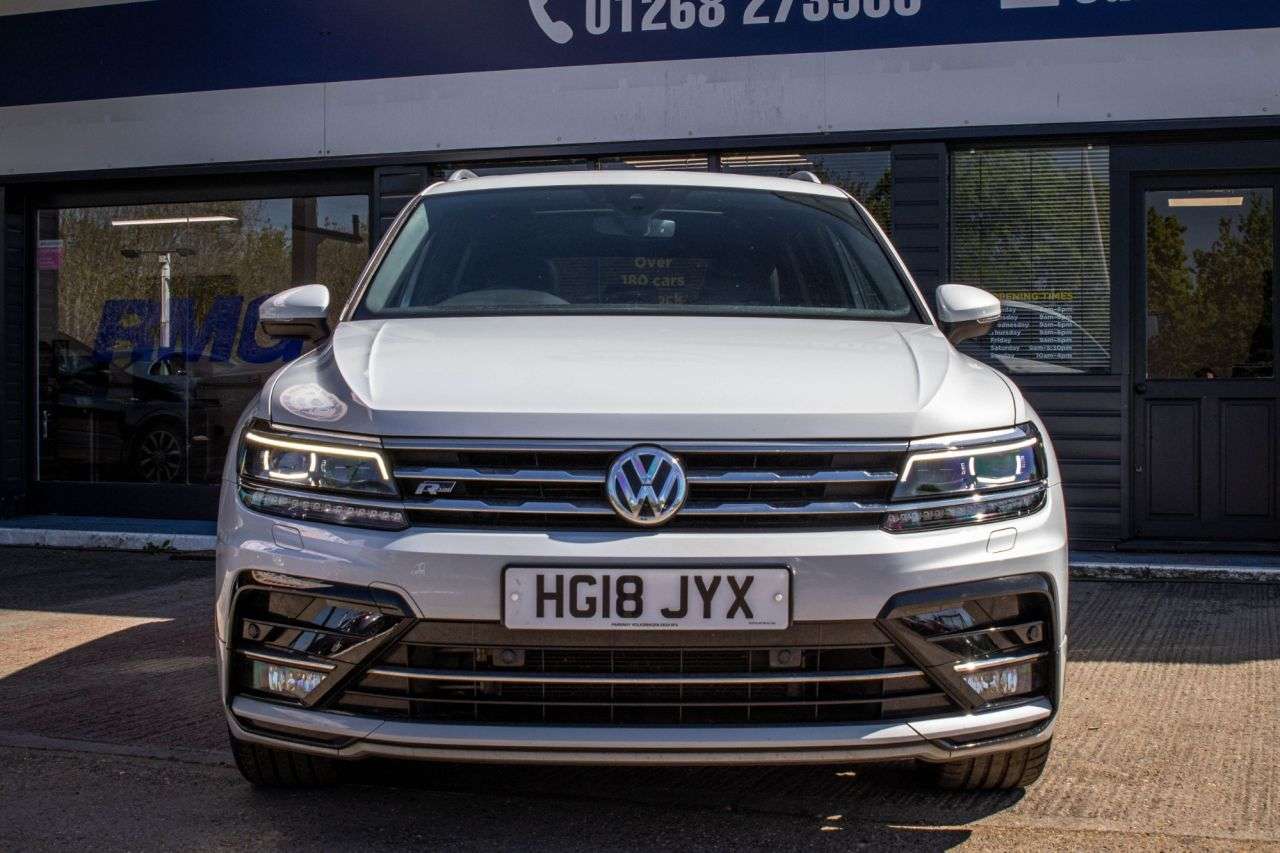 A 2018 VOLKSWAGEN TIGUAN ALLSPACE 2.0 TDI R-Line SUV 5dr Diesel Manual Euro 6 (s/s) (150 ps) A 2018 VOLKSWAGEN TIGUAN ALLSPACE 2.0 TDI R-Line SUV 5dr Diesel Manual Euro 6 (s/s) (150 ps)